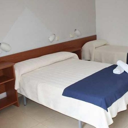Residencia Sant Jordi Llanca Hostel Luaran gambar
