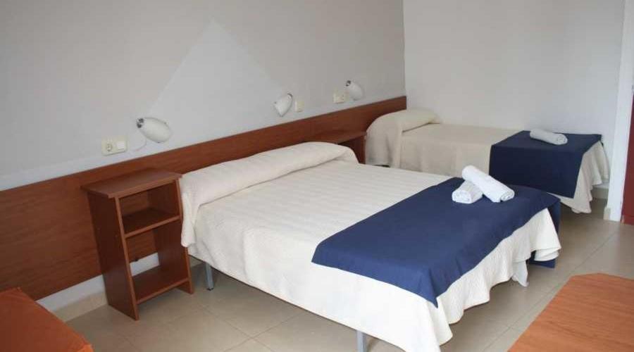 Residencia Sant Jordi Llanca Hostel Luaran gambar